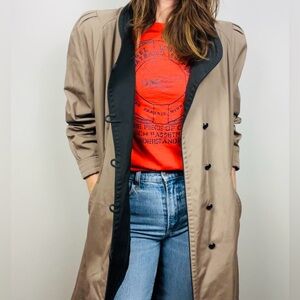 Vintage Bryant Park Beige Knee-Length Trench Coat | Fits M/L